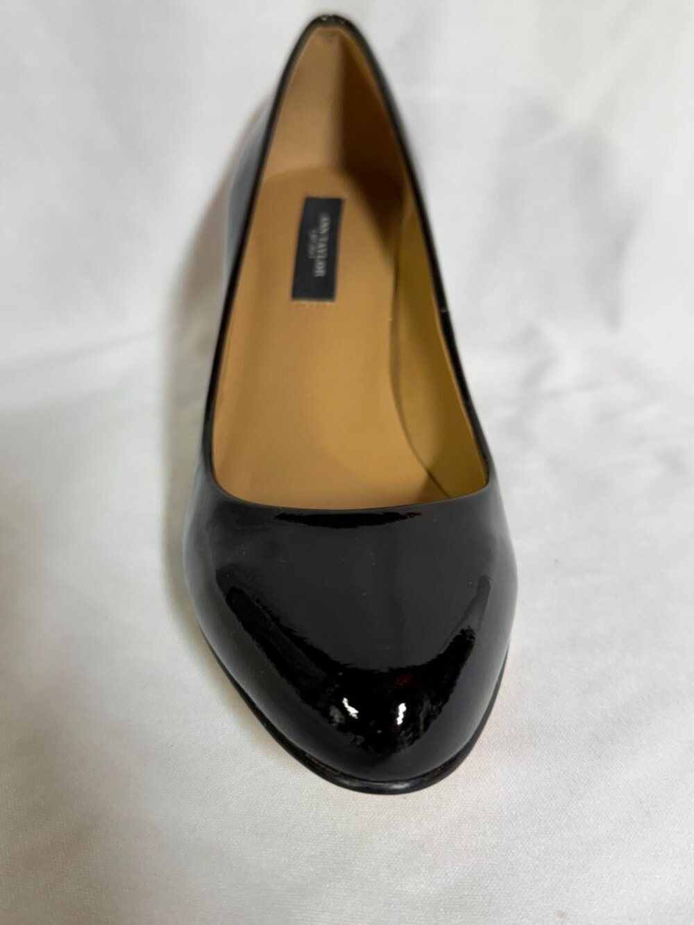 Ann Taylor Black Patent Perfect Pump - Picture 5 of 7